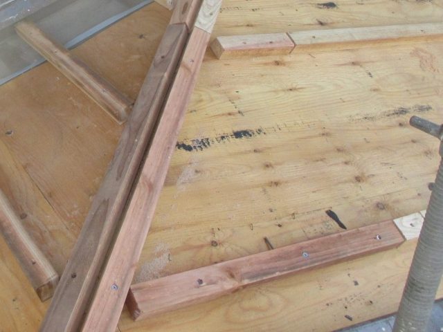 三木市の葺き替えに伴う嵩上げ